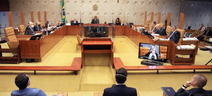 Maioria do STF vota a favor de reajuste de 18 para o Judiciário