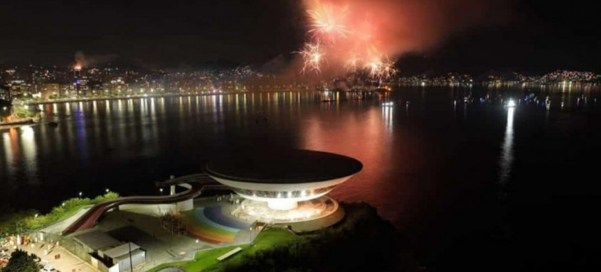 Réveillon em Niterói saiba como ficam trânsito e esquema de segurança