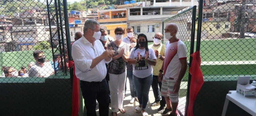 Inauguração da quadra poliesportiva da Grota do Surucucu, em Niterói