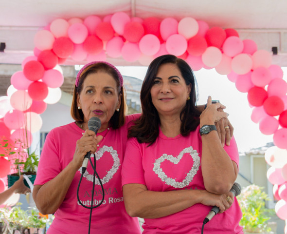 Outubro Rosa Com Palestras E Apresentação Musical Na Clin