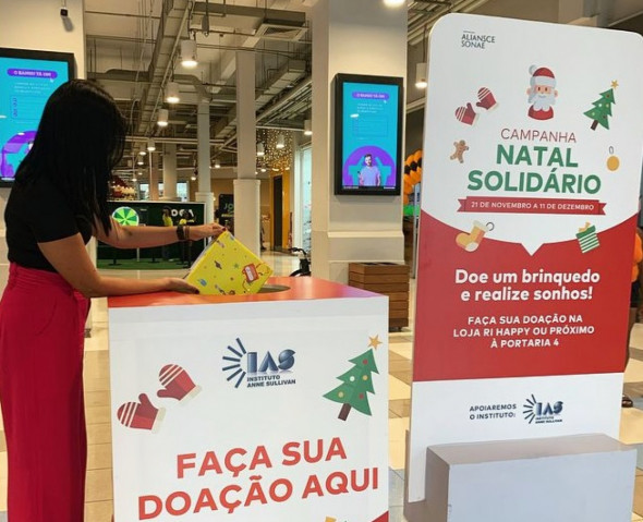 Natal: doe brinquedos e ganhe acesso aos parques 