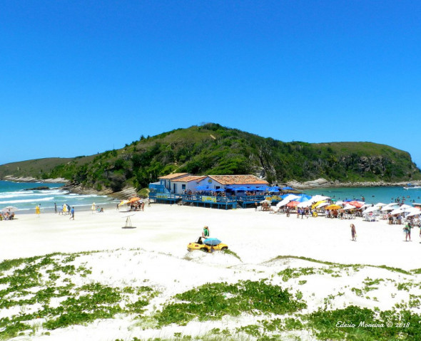 Alerj tomba a Cabana do Pescador na Praia do Peró