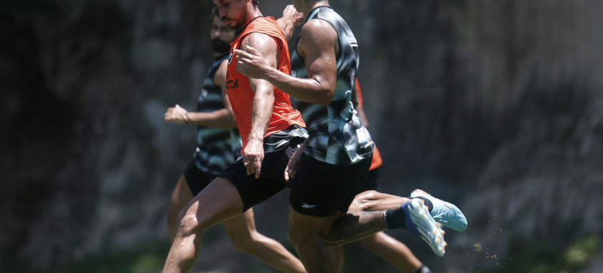 Botafogo iniciou ontem a preparação para o jogo contra o Cuiabá no domingo