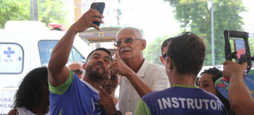 Em votos totais, o prefeito de São Gonçalo, Capitão Nelson, tem 71,3%