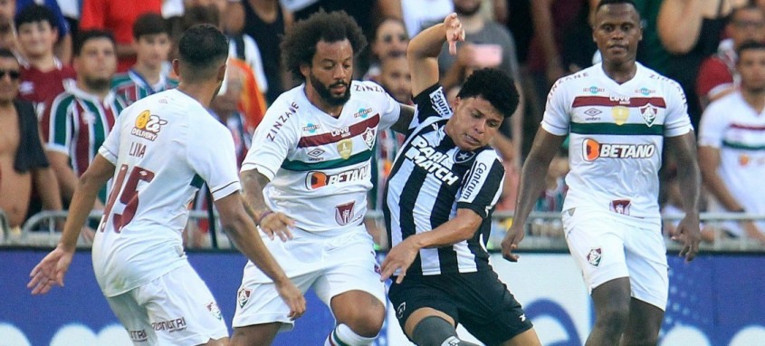 Botafogo e Fluminense duelam nesta terça-feira pelo Campeonato Brasileiro
