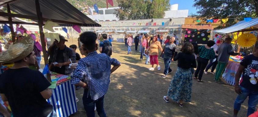 EVento reuniu pacientes e funcionários do HPJ no campo de futebol da unidade
