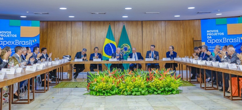 Assinatura aconteceu nesta terça-feira durante evento no Palácio do Planalto
