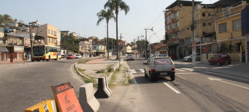 A mudança, que será permanente, ocorre em decorrência do andamento das obras do novo corredor viário