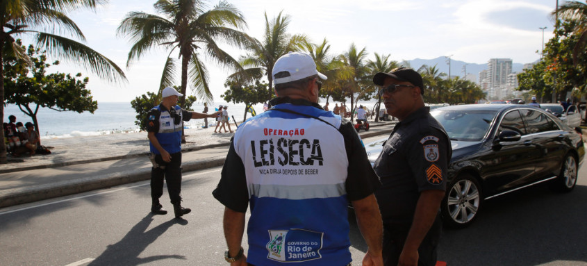 Lei Seca inicia Operação Verão no fim da tarde desta sexta