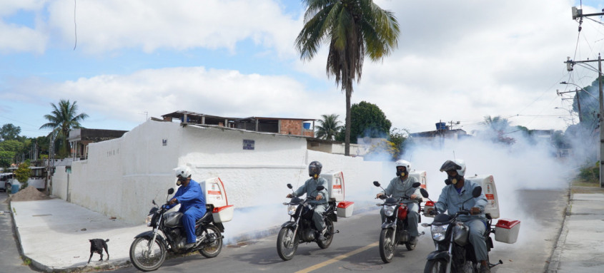 Os locais de aplicação são definidos pelo Departamento de Vigilância em Saúde Ambiental com base nos casos notificados pelo setor de Vigilância Epidemiológica