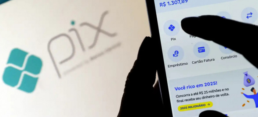 Volume de transferências por Pix havia caído em meio a onda de fake News
