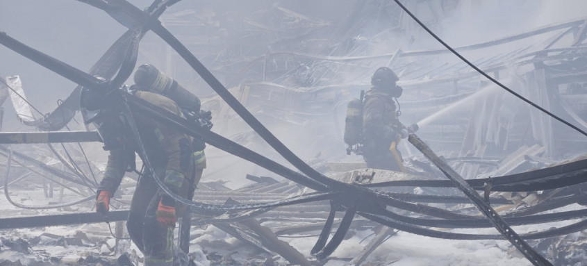 A operação contou com mais de 116 bombeiros militares e agentes da Defesa Civil Estadual