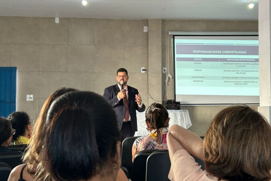 Educação promove Roda de Conversa sobre bullying e cyberbullying em escola
