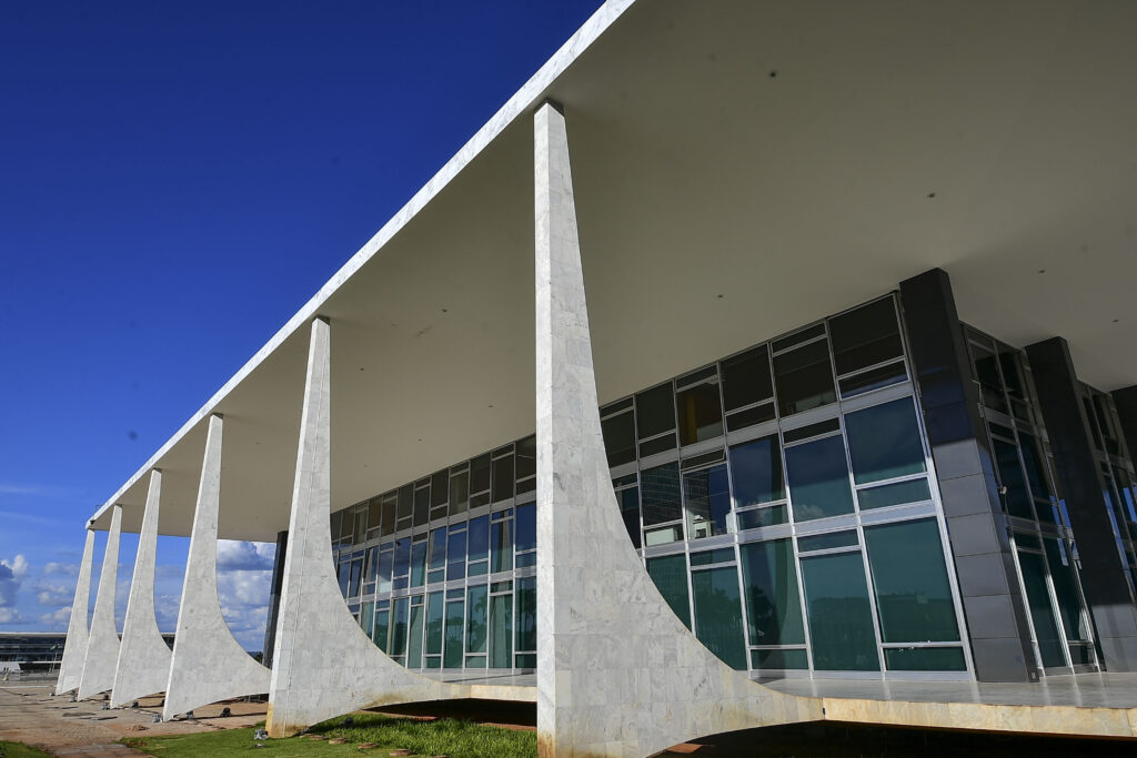 Fachada do Supremo Tribunal Federal em Brasília