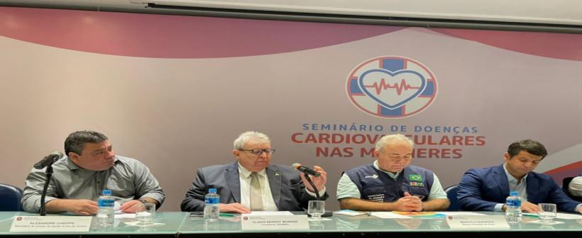 Imagem institucional sobre prevenção de doenças cardiovasculares