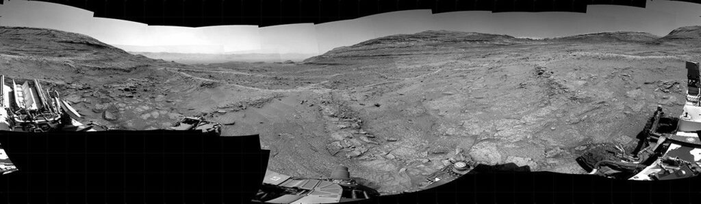 Rochas na superfície de Marte registradas pelo rover Curiosity