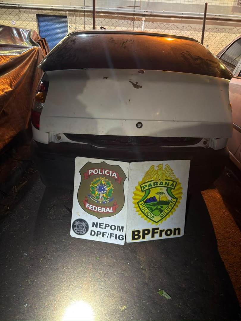 Caixas de cigarros apreendidas em operação policial em Foz do Iguaçu