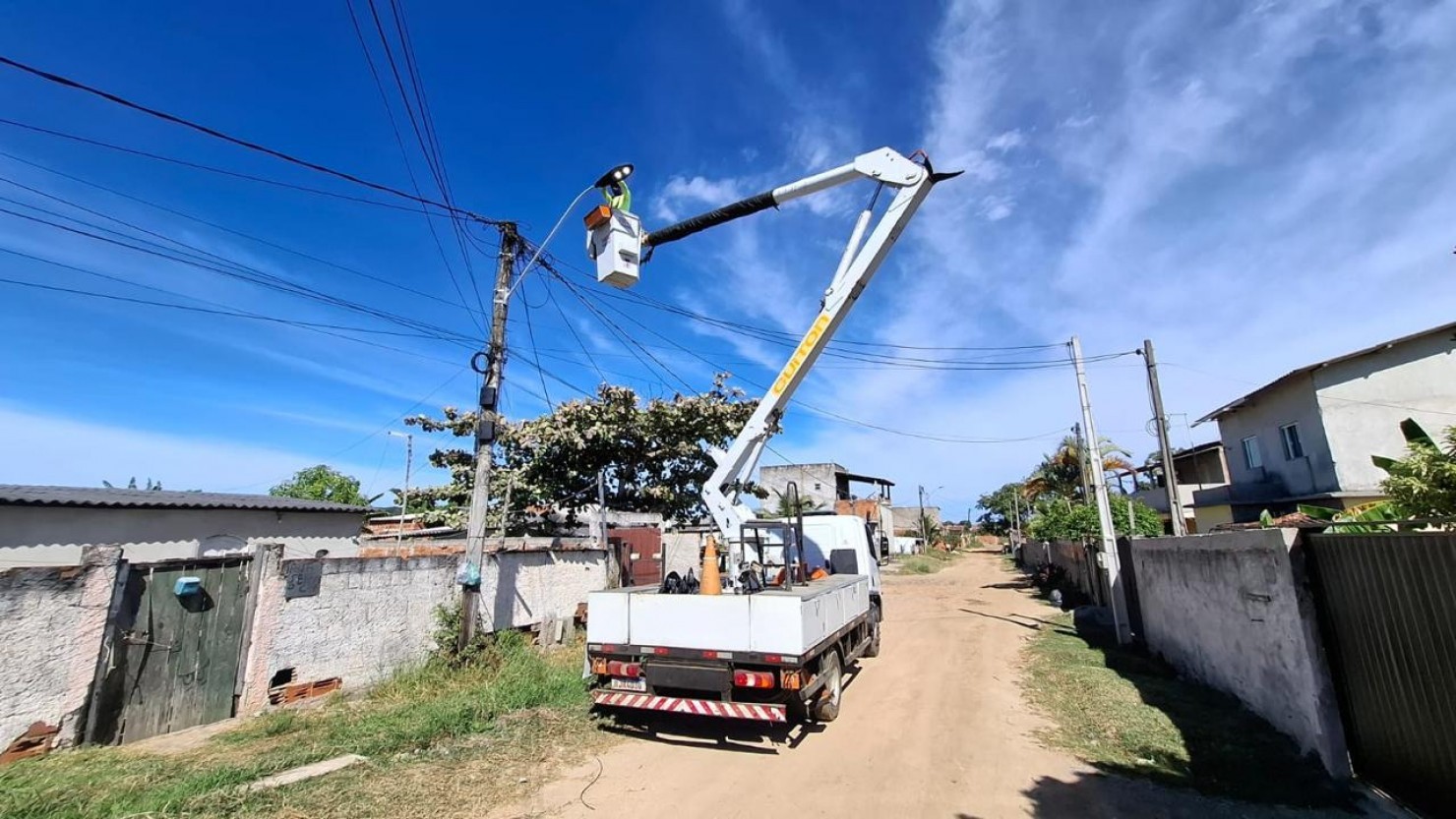 Luminárias de LED instaladas em Iguabinha, Araruama