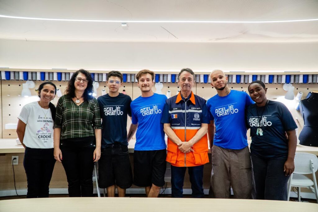 Participantes do Ateliê do Instituto C&A em Itaboraí