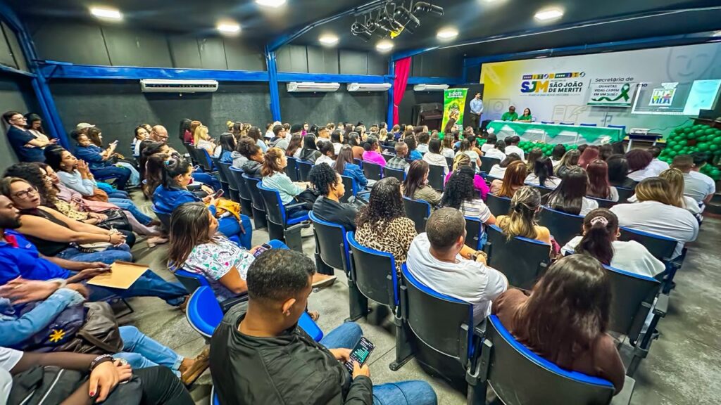 Participantes de roda de conversa sobre doação de órgãos em São João de Meriti